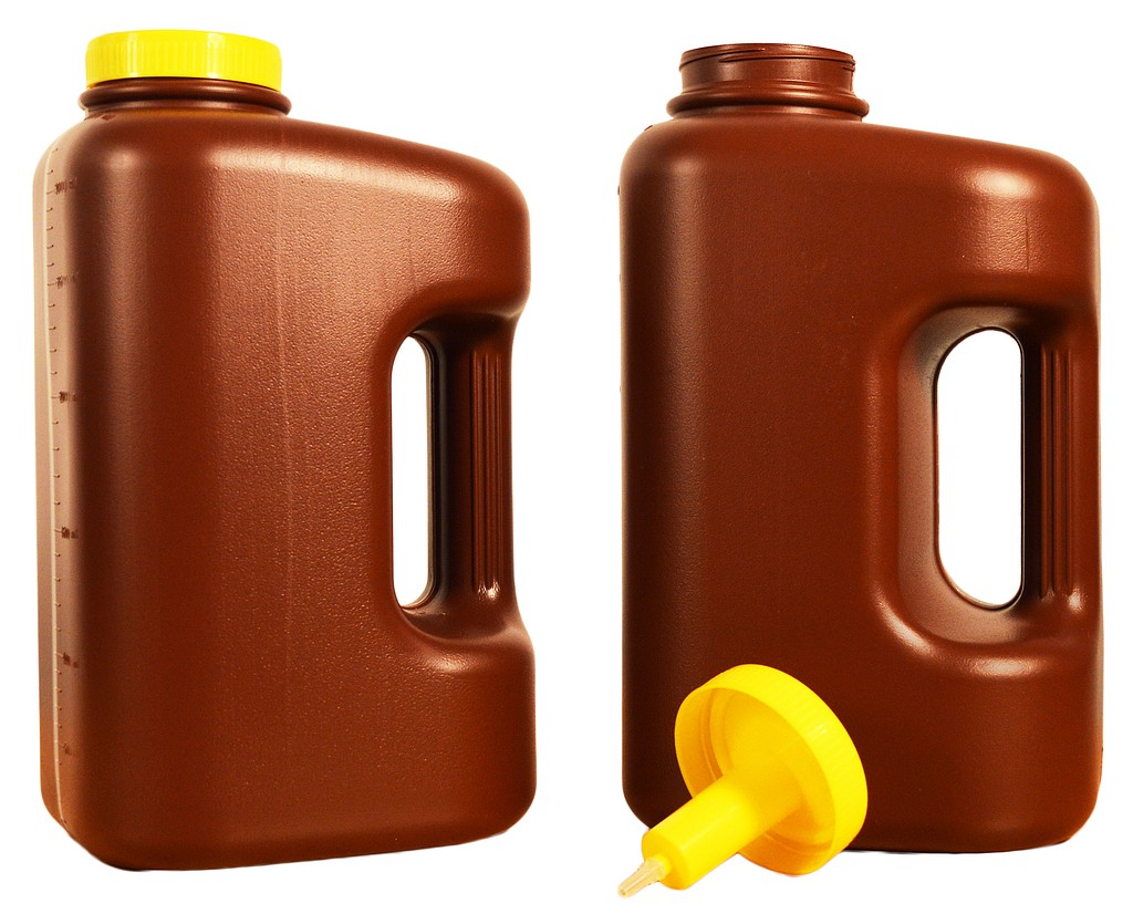 Virtsankeräysastia lyhyellä näytteensiirtoadapterilla 3 L